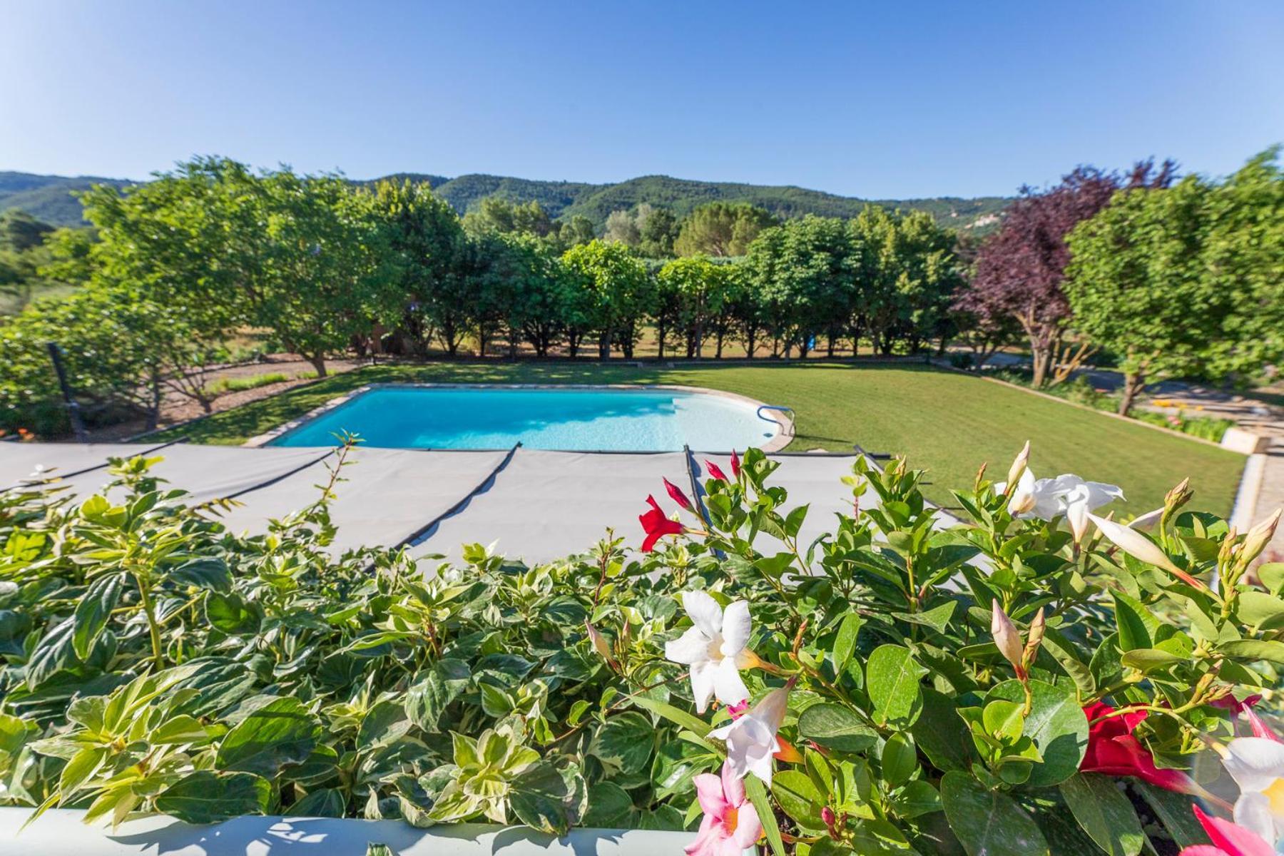 La Bastide Des Roses Bed & Breakfast Saint-Julien-d'Asse Bagian luar foto