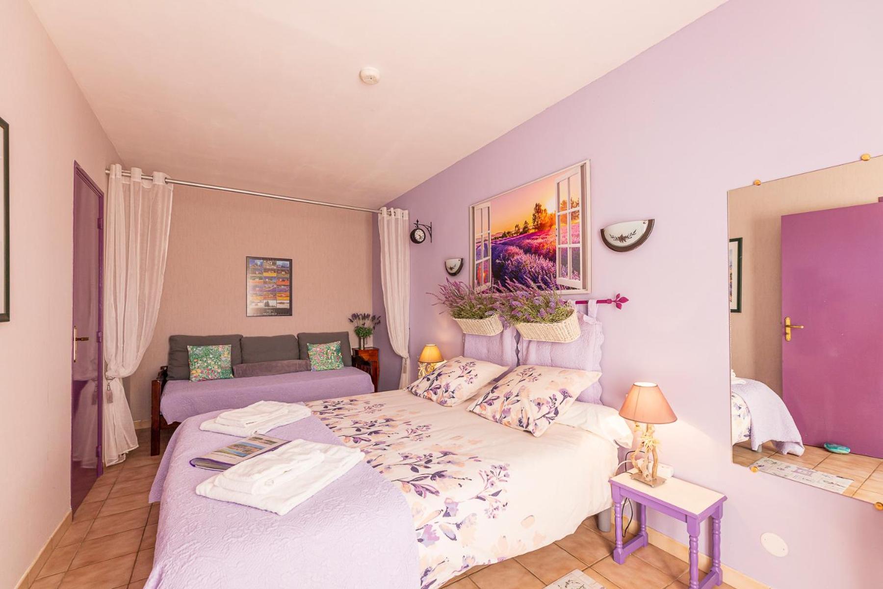 La Bastide Des Roses Bed & Breakfast Saint-Julien-d'Asse Bagian luar foto